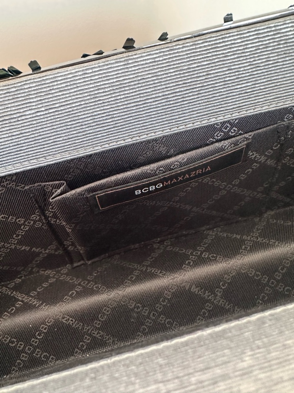 BCBGMaxAzria Silver Sequin Rectangular Evening Clutch / Crossbody Bag - Picture 5 of 12